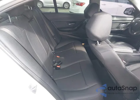 2018 BMW 320I из США, поврежденный, VIN WBA8E1G54JNU92464